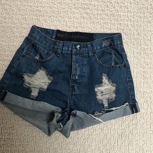 One Teaspoon denim charger shorts  sz 25